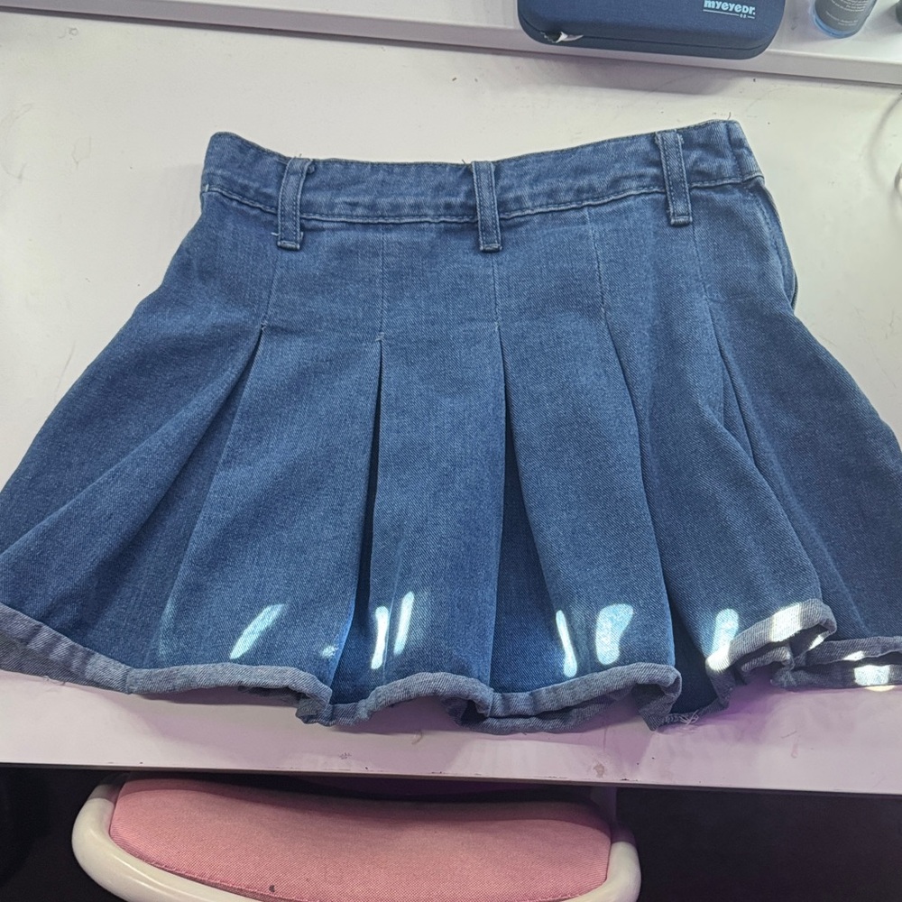 SHEIN Blue Pleated Skater Skirt
